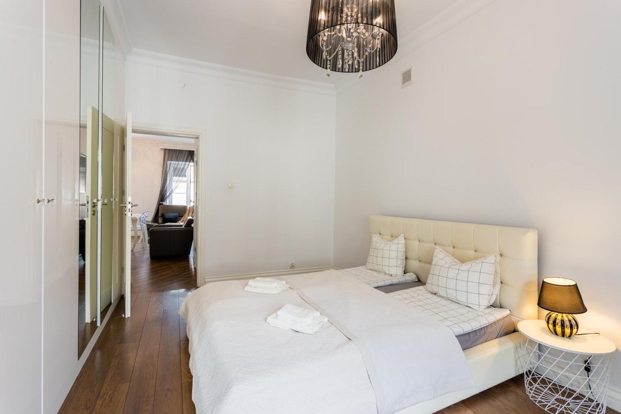 Central Warsaw Apartment - Great Location-Old Town - Podwale Luaran gambar
