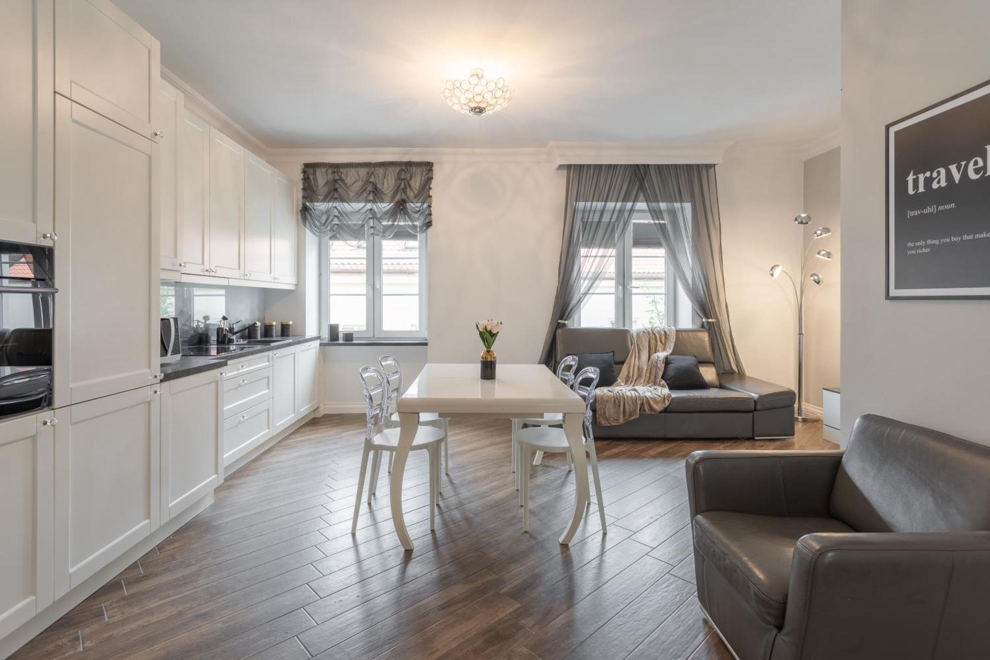 Central Warsaw Apartment - Great Location-Old Town - Podwale Luaran gambar